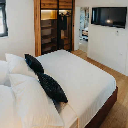 Piano * Zaton (Zadar)